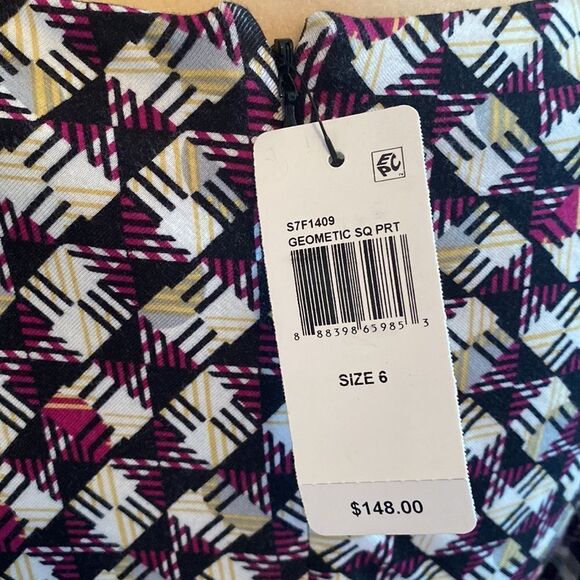 NWT NYDJ Dress with Lift Tuck Technology (size 6) - Picture 5 of 8